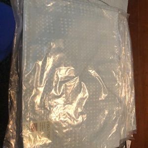 Evolution spill proof easy care placemats